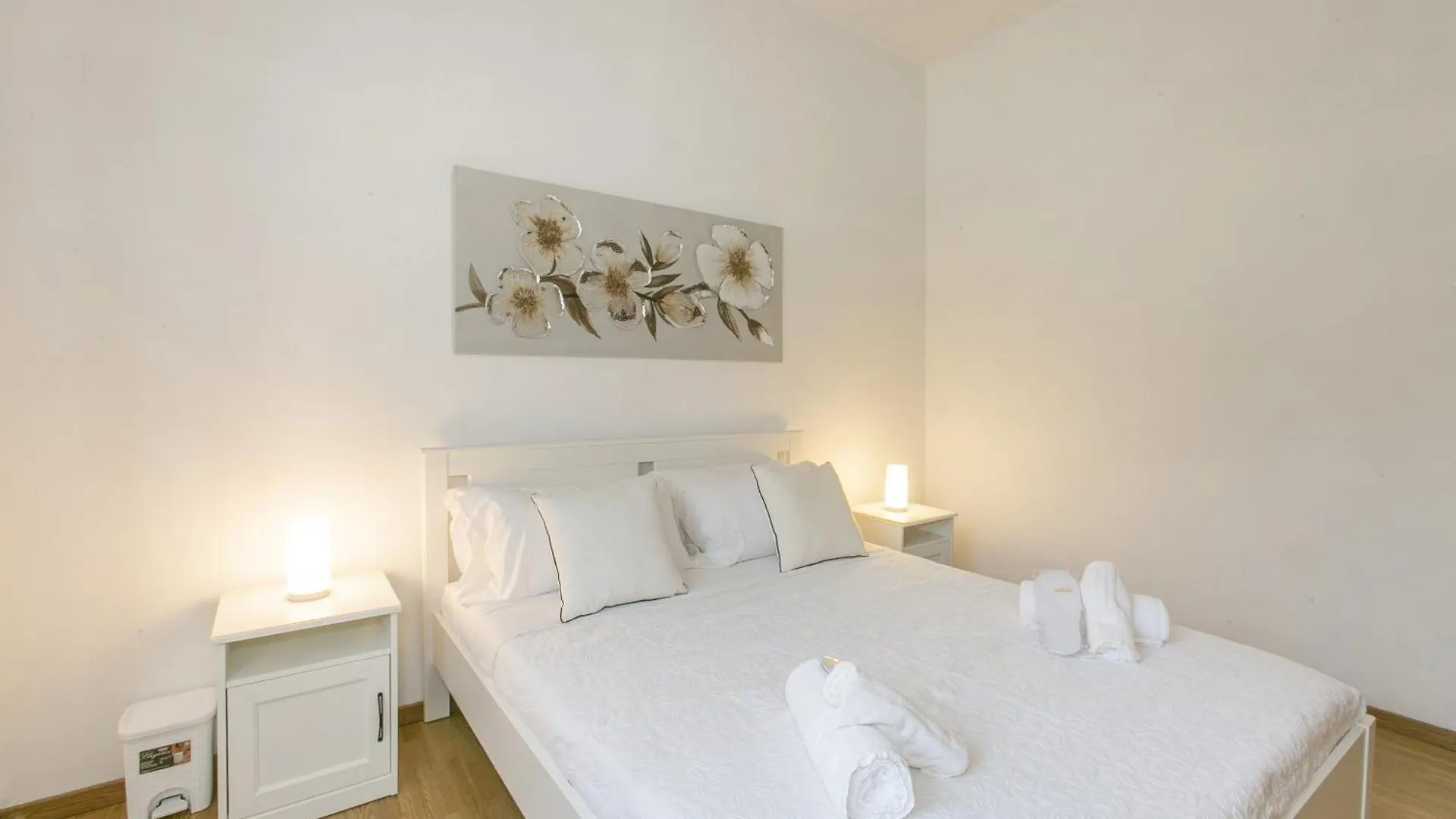 Appartamento A 50 M Dalla Metropolitana Cornelia Rome Apartment
